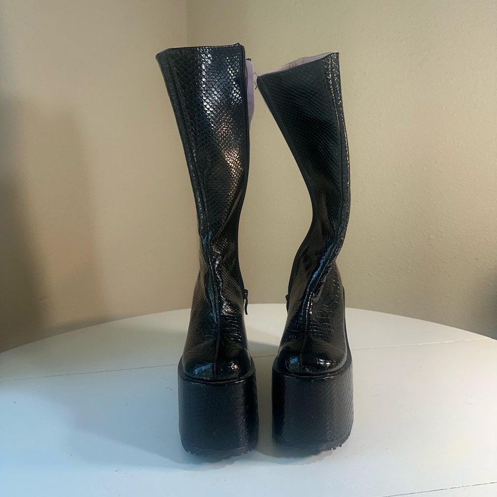 Unique Platform Boots With Reptile Texture - Size… - image 4